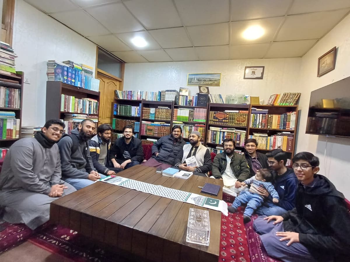 Students learning at Mafaaheem Institute